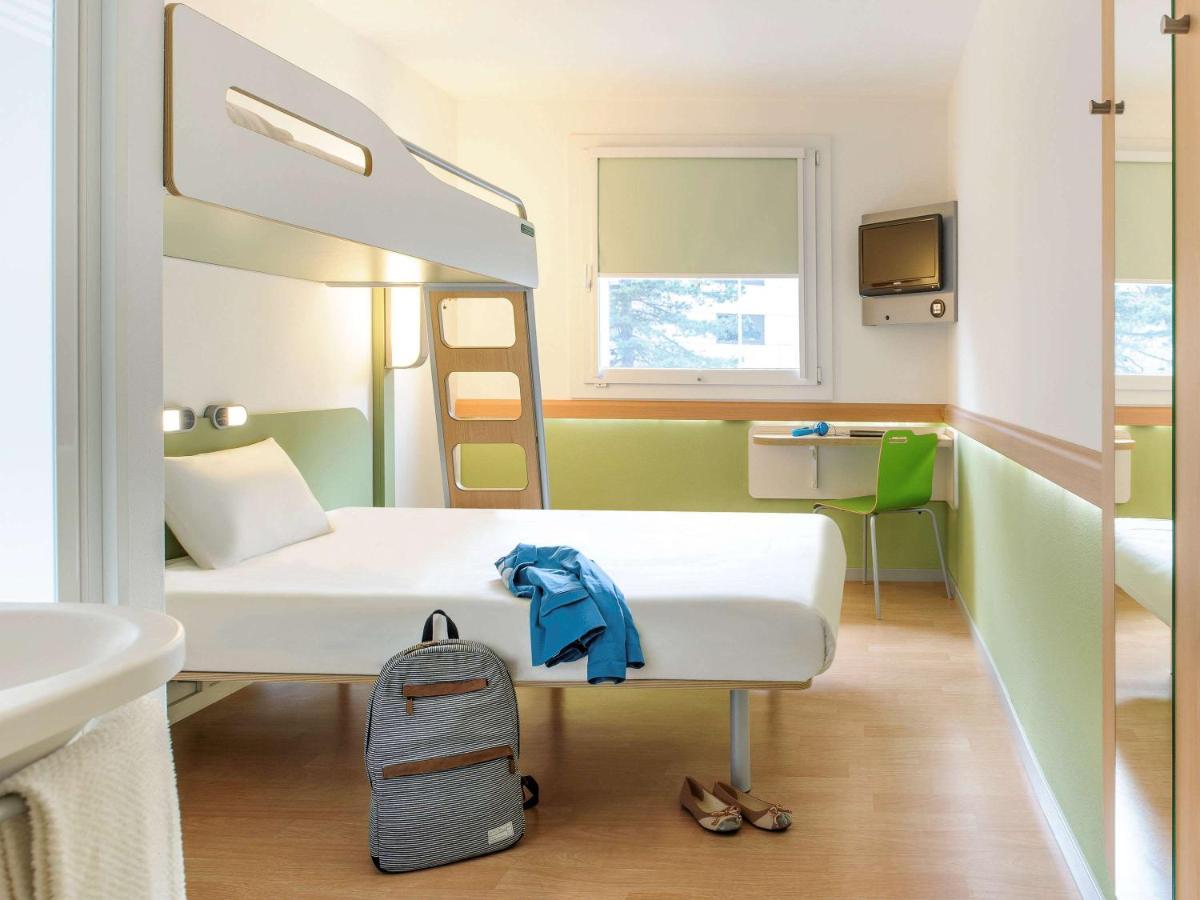 Hotel Ibis Budget Bern Expo Esterno foto