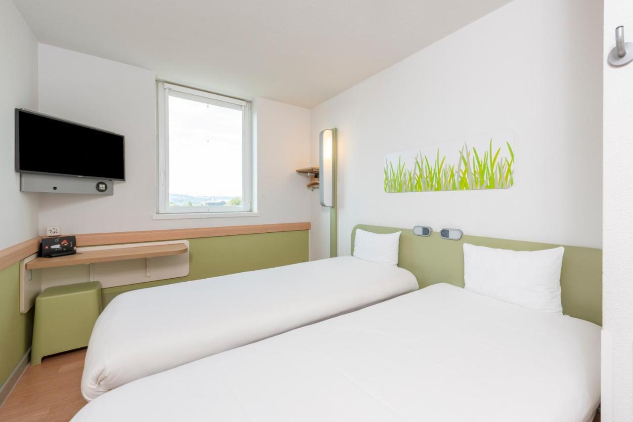 Hotel Ibis Budget Bern Expo Esterno foto