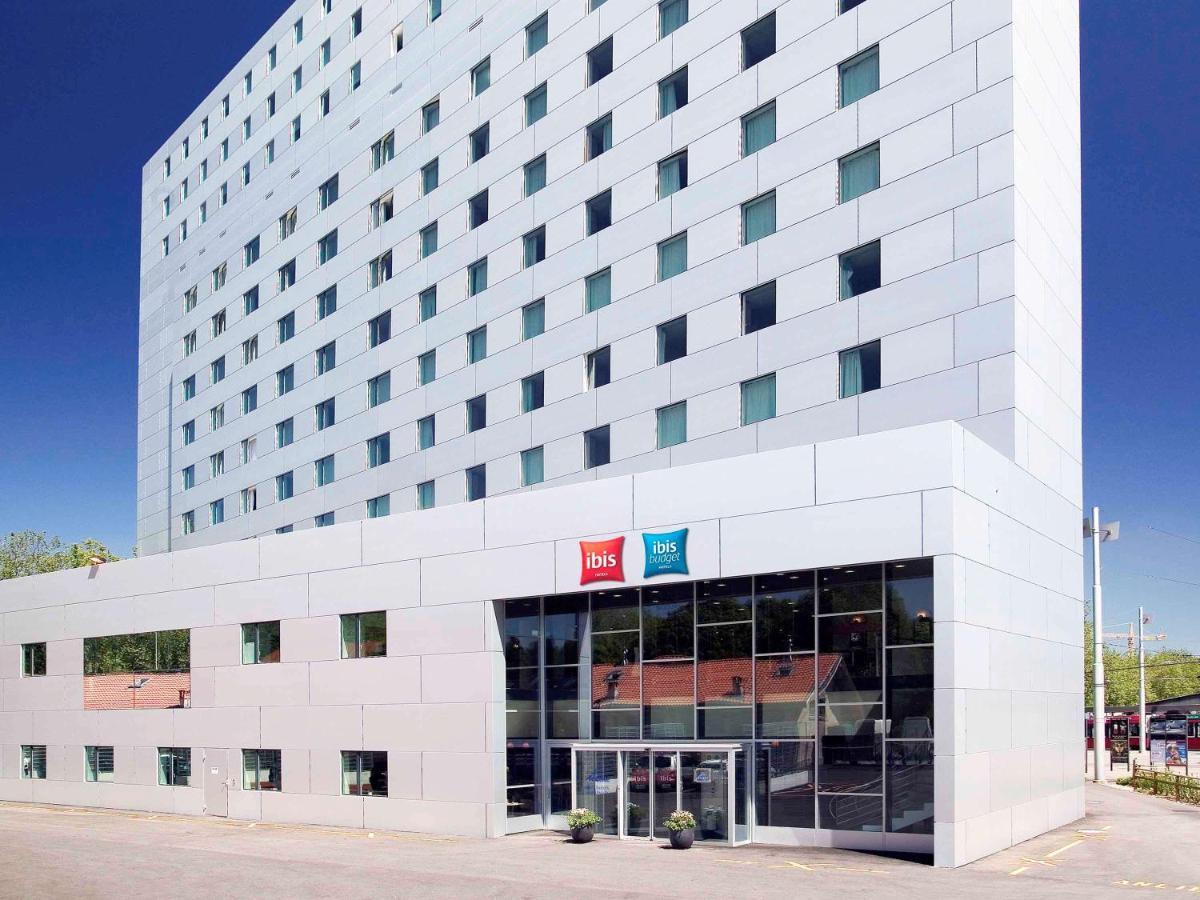 Hotel Ibis Budget Bern Expo Esterno foto